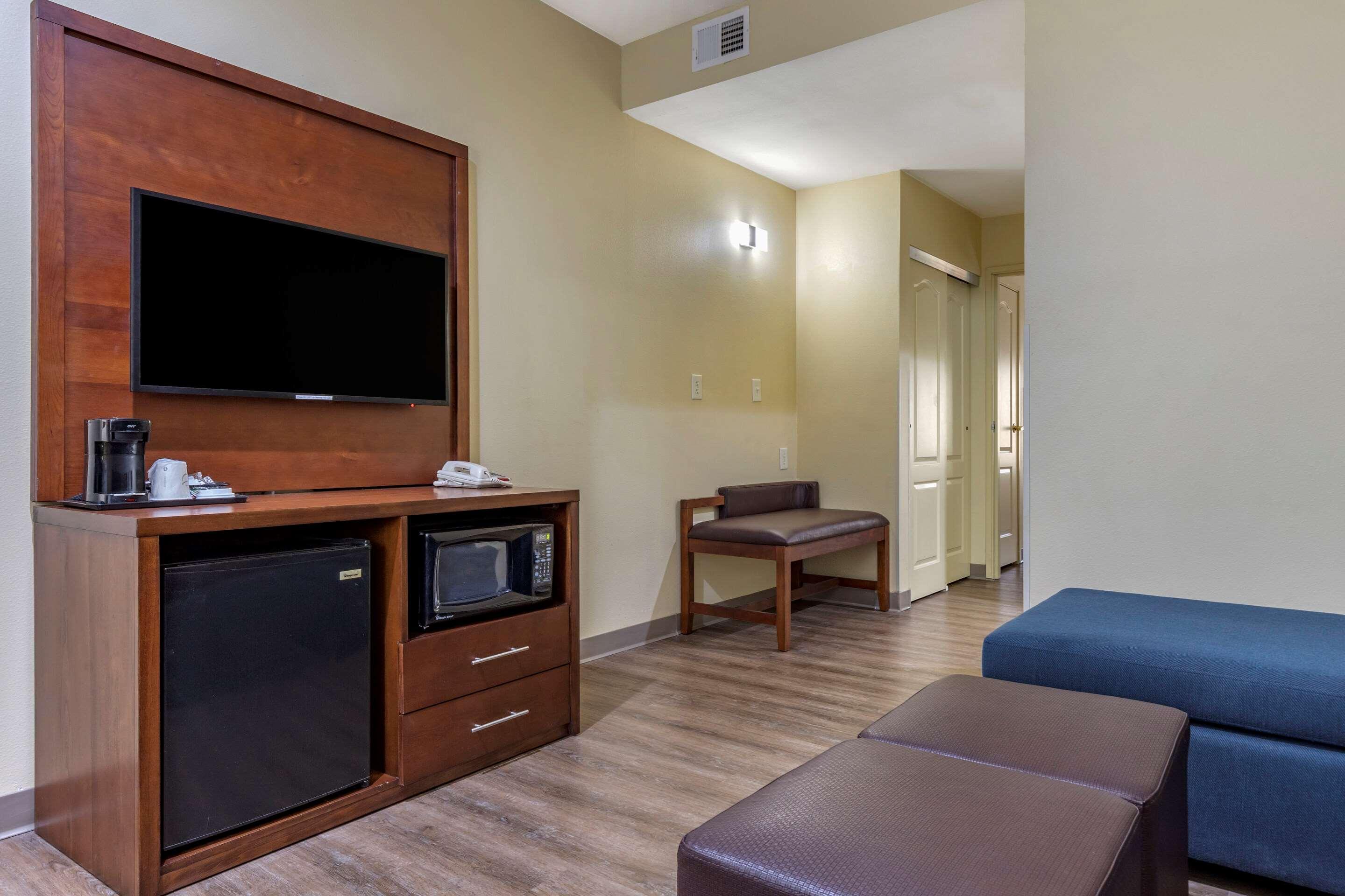 Comfort Inn & Suites High Point - Archdale Extérieur photo
