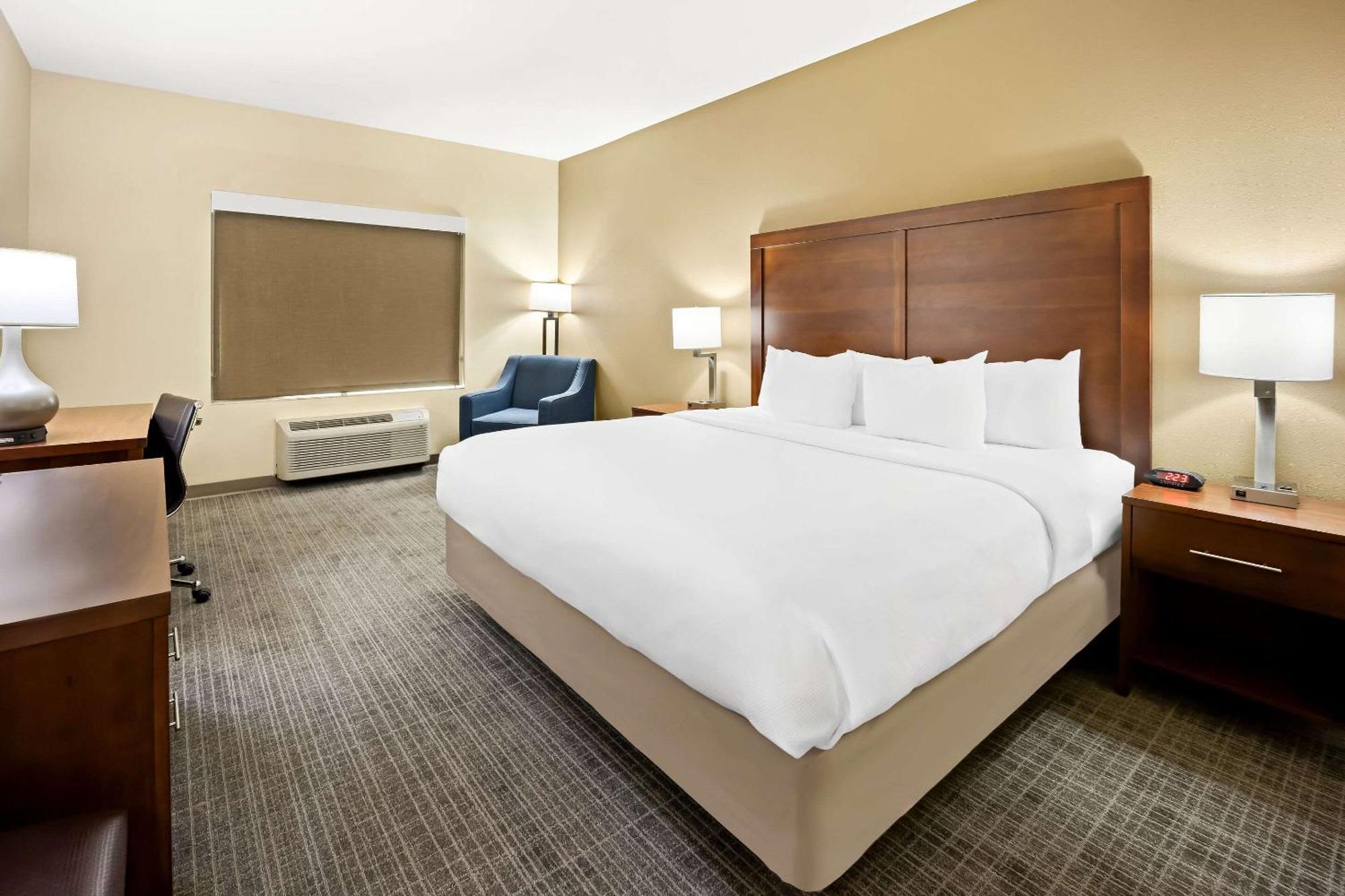 Comfort Inn & Suites High Point - Archdale Extérieur photo