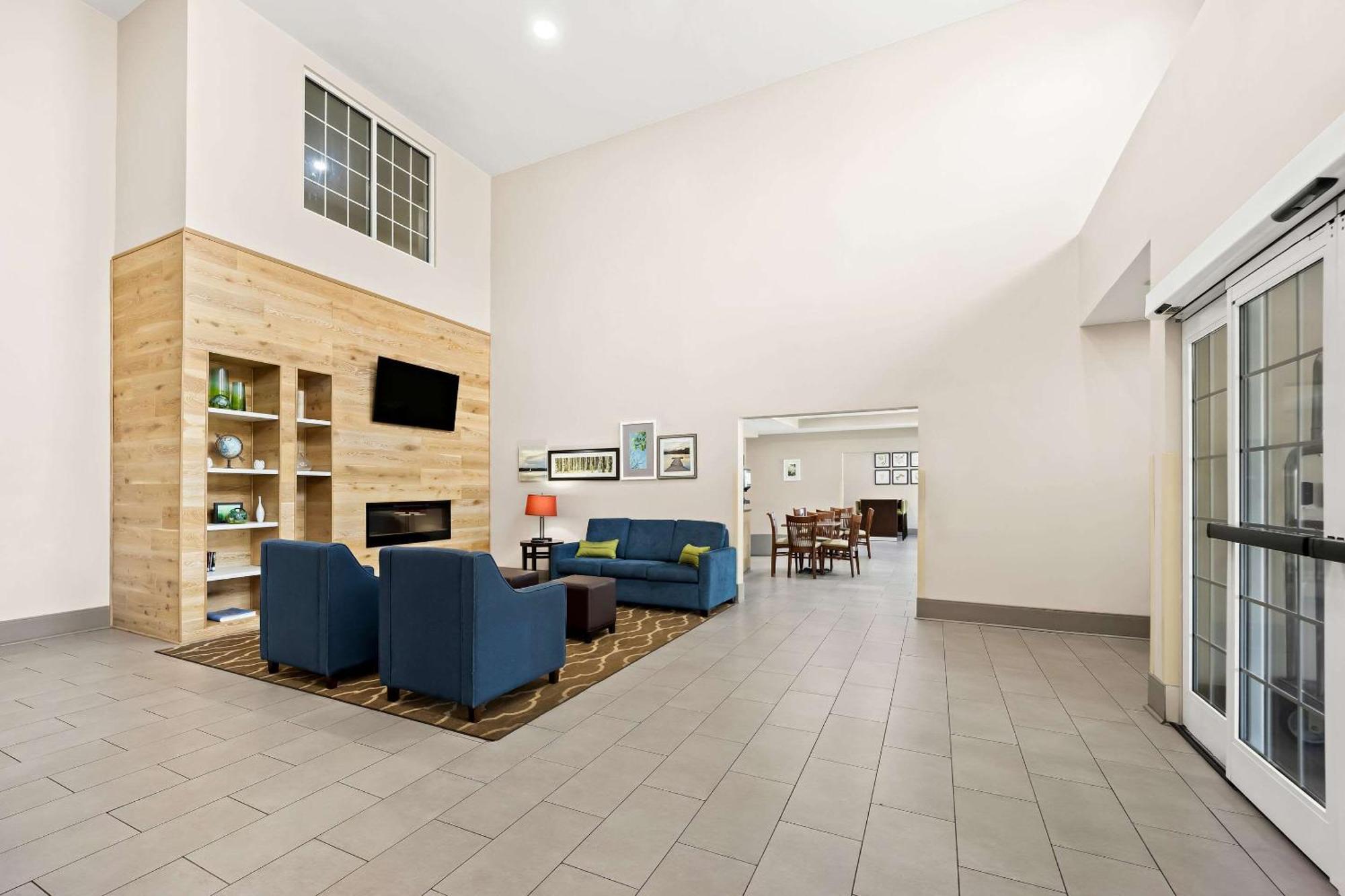Comfort Inn & Suites High Point - Archdale Extérieur photo