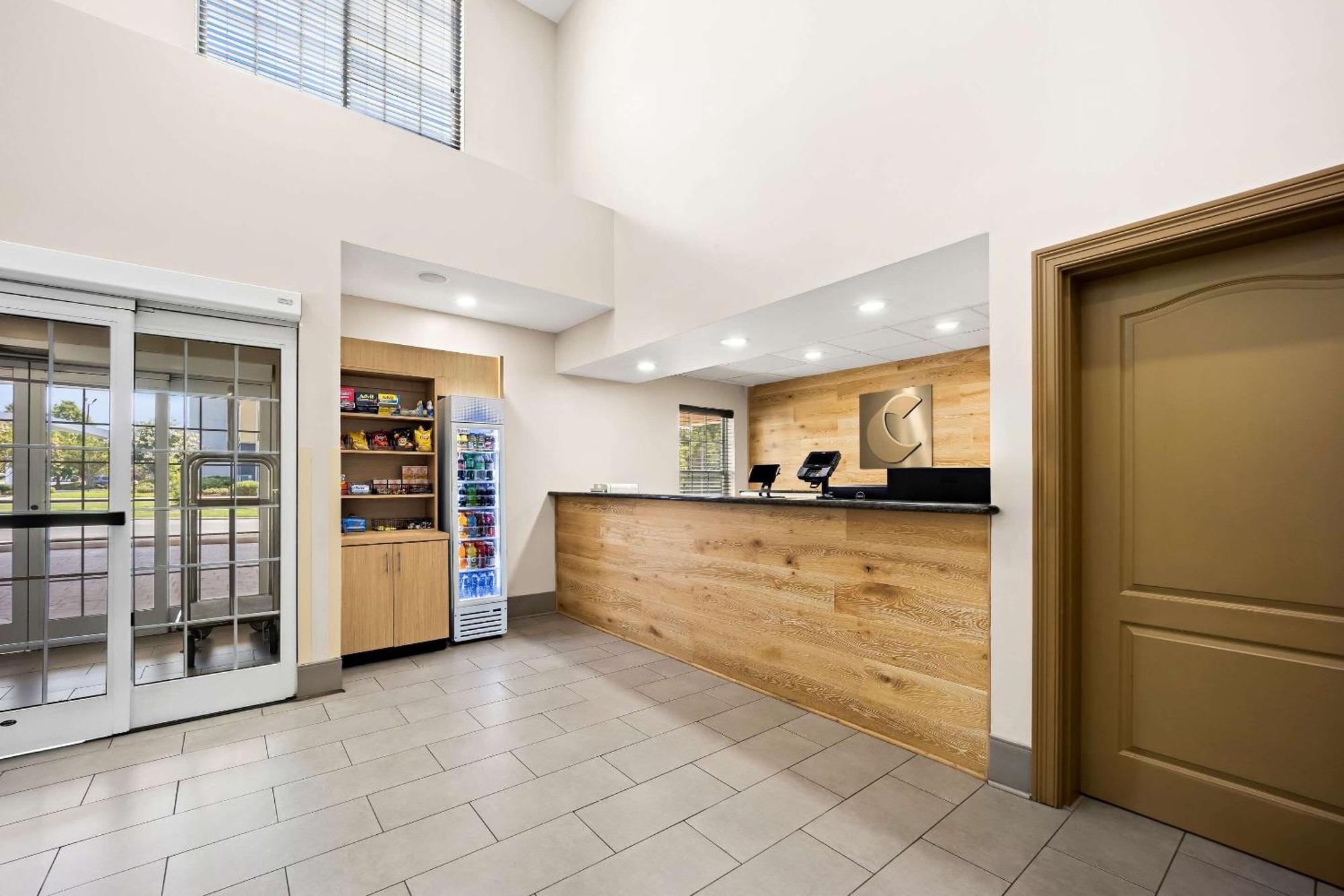 Comfort Inn & Suites High Point - Archdale Extérieur photo