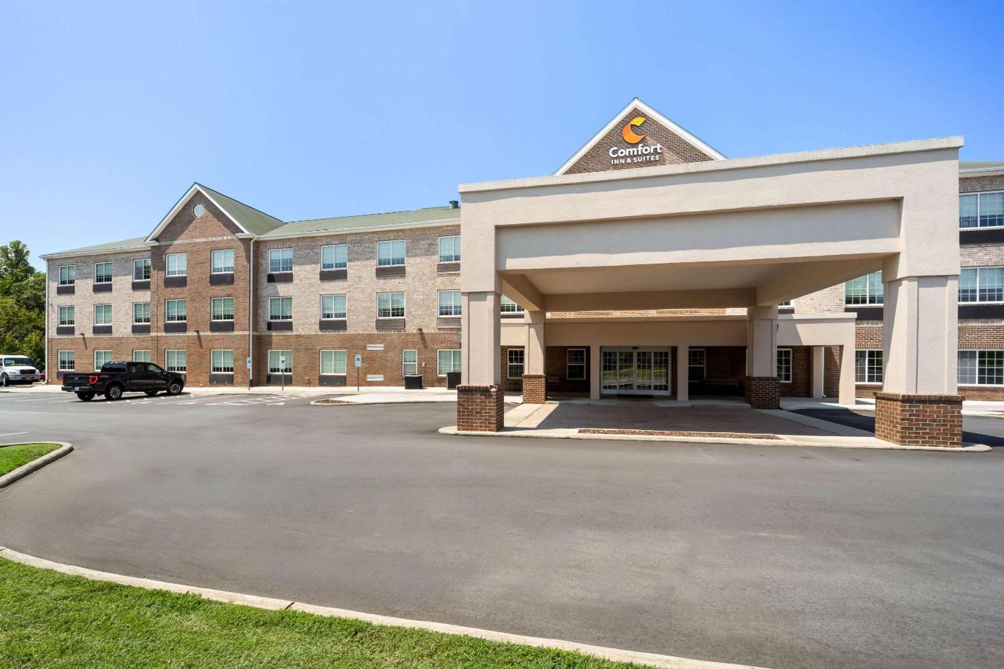 Comfort Inn & Suites High Point - Archdale Extérieur photo